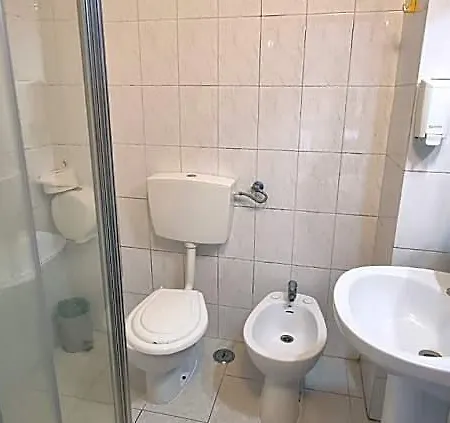 Residencial Lareira Do Pinheirinho Hotel 2*