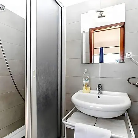 Hotel Residencial Lareira Do Pinheirinho Almada