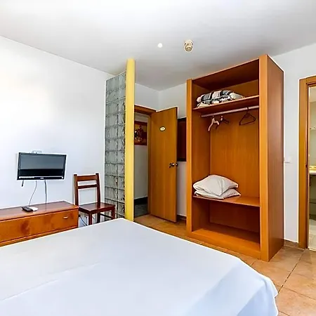 Residencial Lareira Do Pinheirinho Hotel Almada